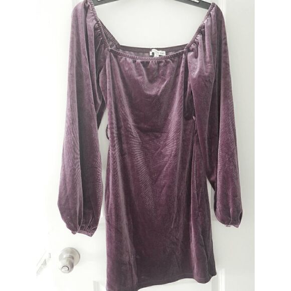 AND NOW THIS Women's Velvet Belted Raglan-Sleeve Dress Size S - Picture 3 of 5